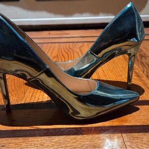 Penny Loves Kenny Metallic Heels